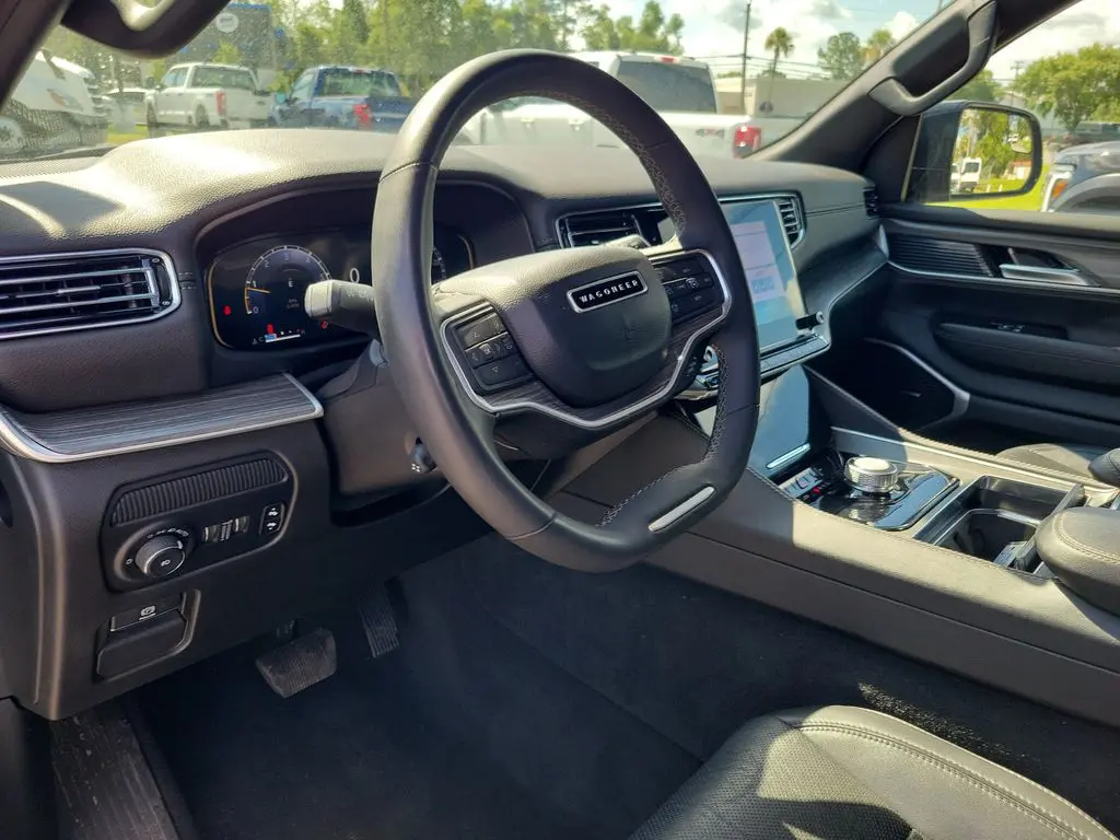 2024 Jeep Wagoneer - $29,109