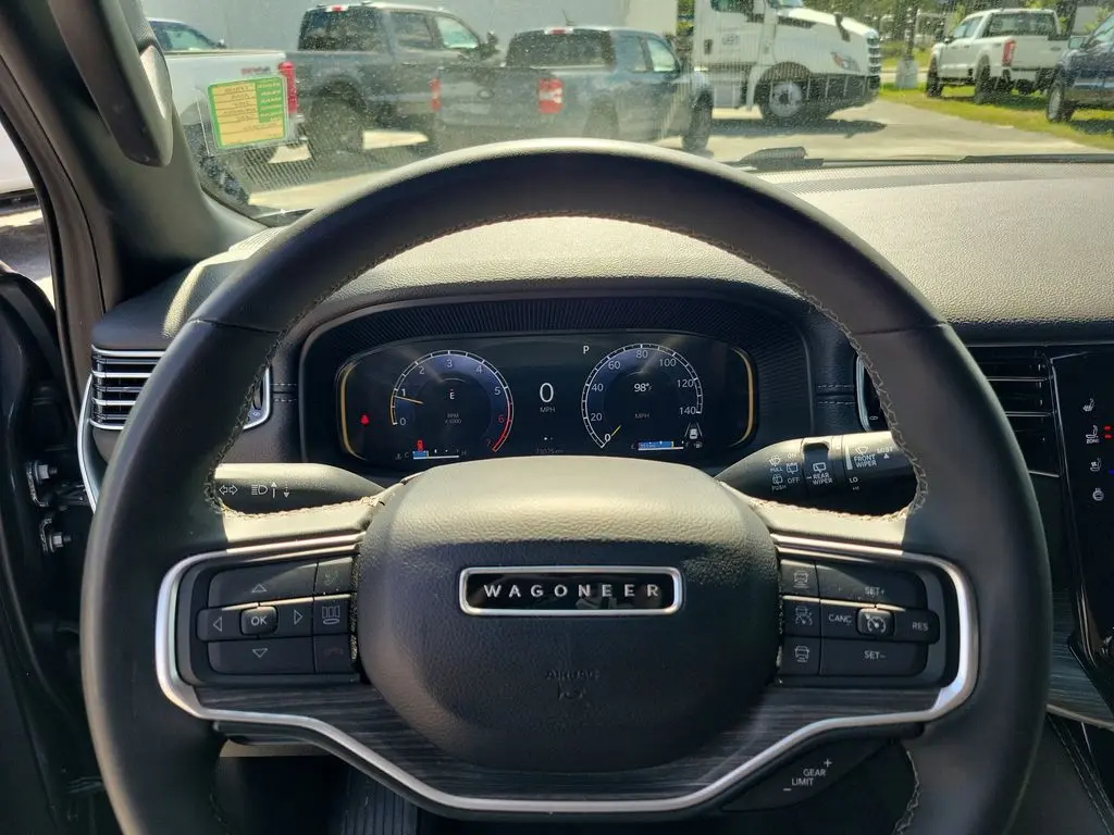 2024 Jeep Wagoneer - $29,109