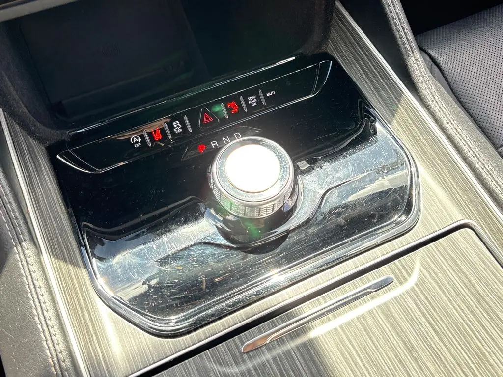 2024 Jeep Wagoneer - $30,301