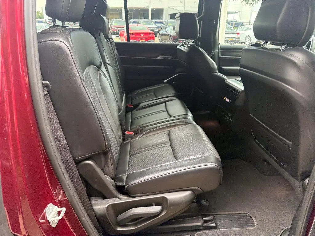 2024 Jeep Wagoneer - $30,000