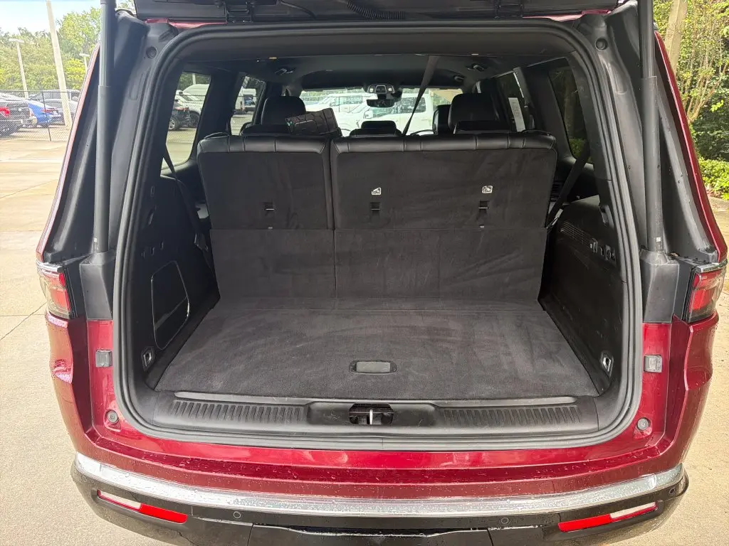 2024 Jeep Wagoneer - $30,000