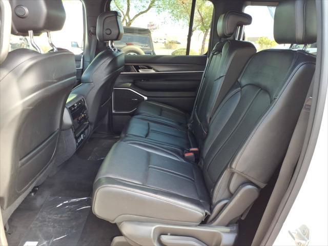 2024 Jeep Wagoneer - $32,199