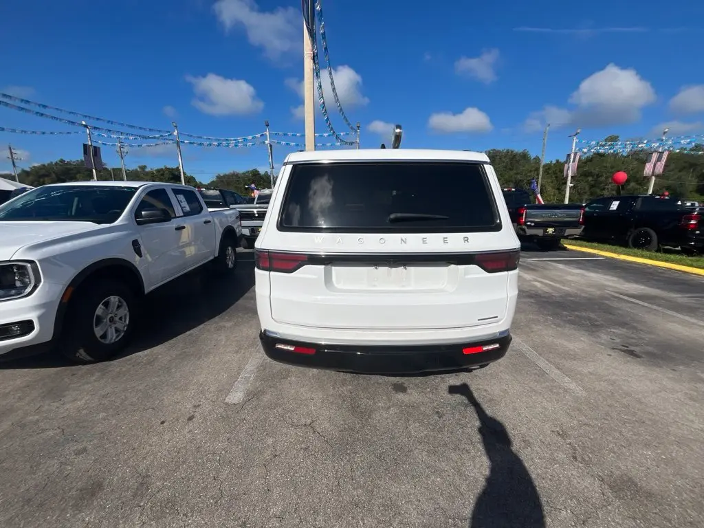 2024 Jeep Wagoneer - $29,987
