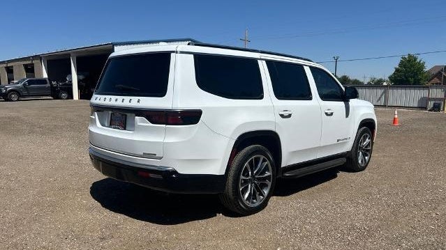 2023 Jeep Wagoneer Carbide