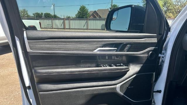 2023 Jeep Wagoneer Carbide
