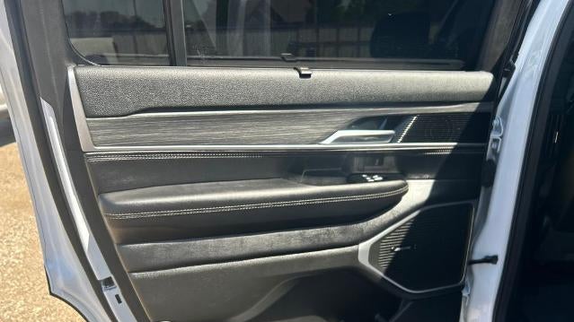 2023 Jeep Wagoneer Carbide