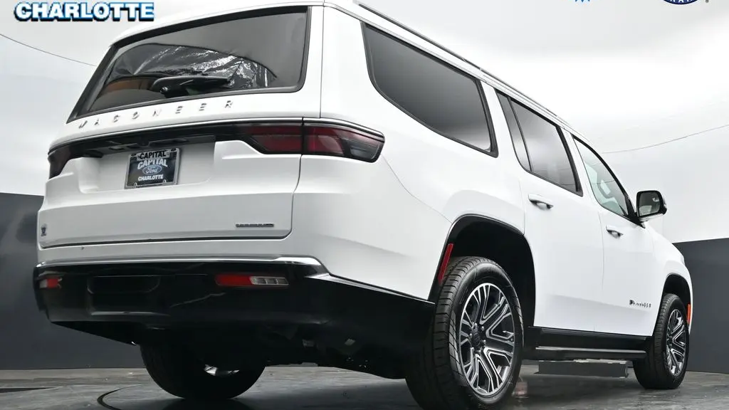 2024 Jeep Wagoneer Series II