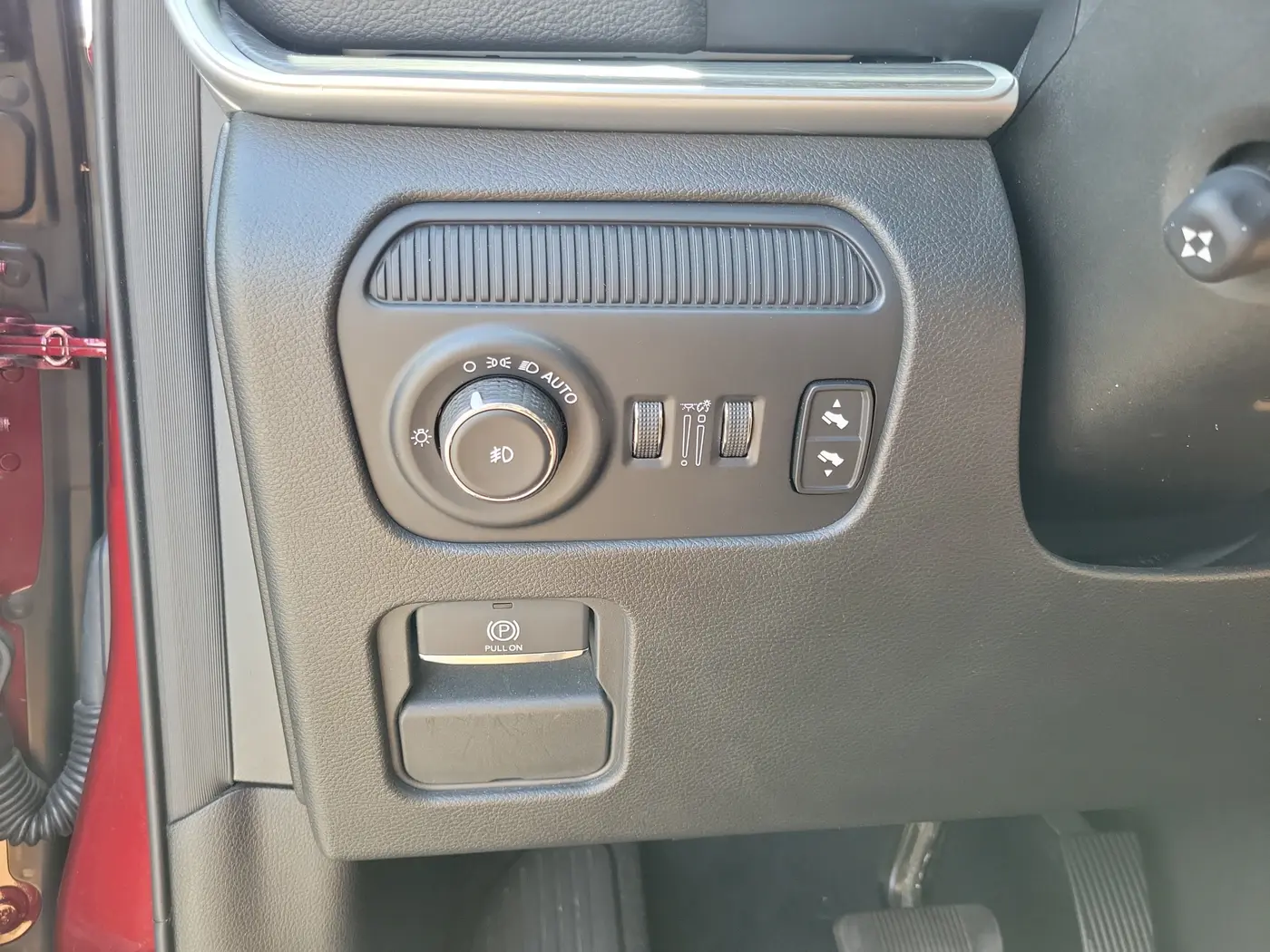 2024 Jeep Wagoneer - $28,998