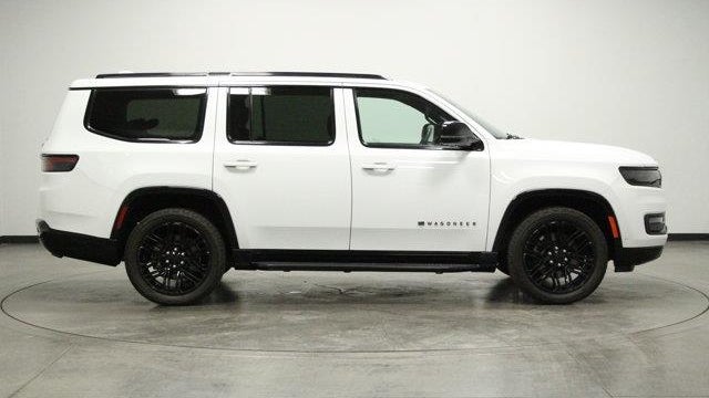 2023 Jeep Wagoneer Carbide