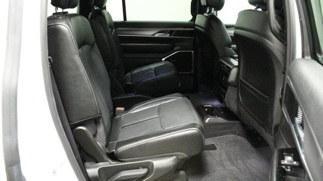 2023 Jeep Wagoneer Carbide
