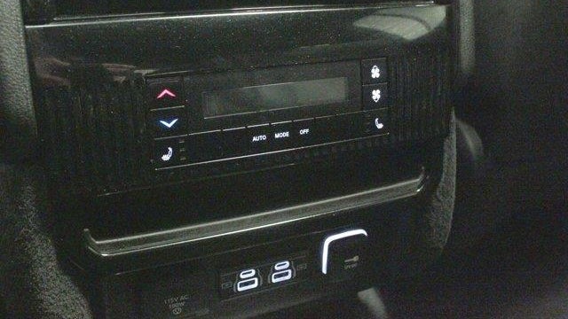 2023 Jeep Wagoneer Carbide