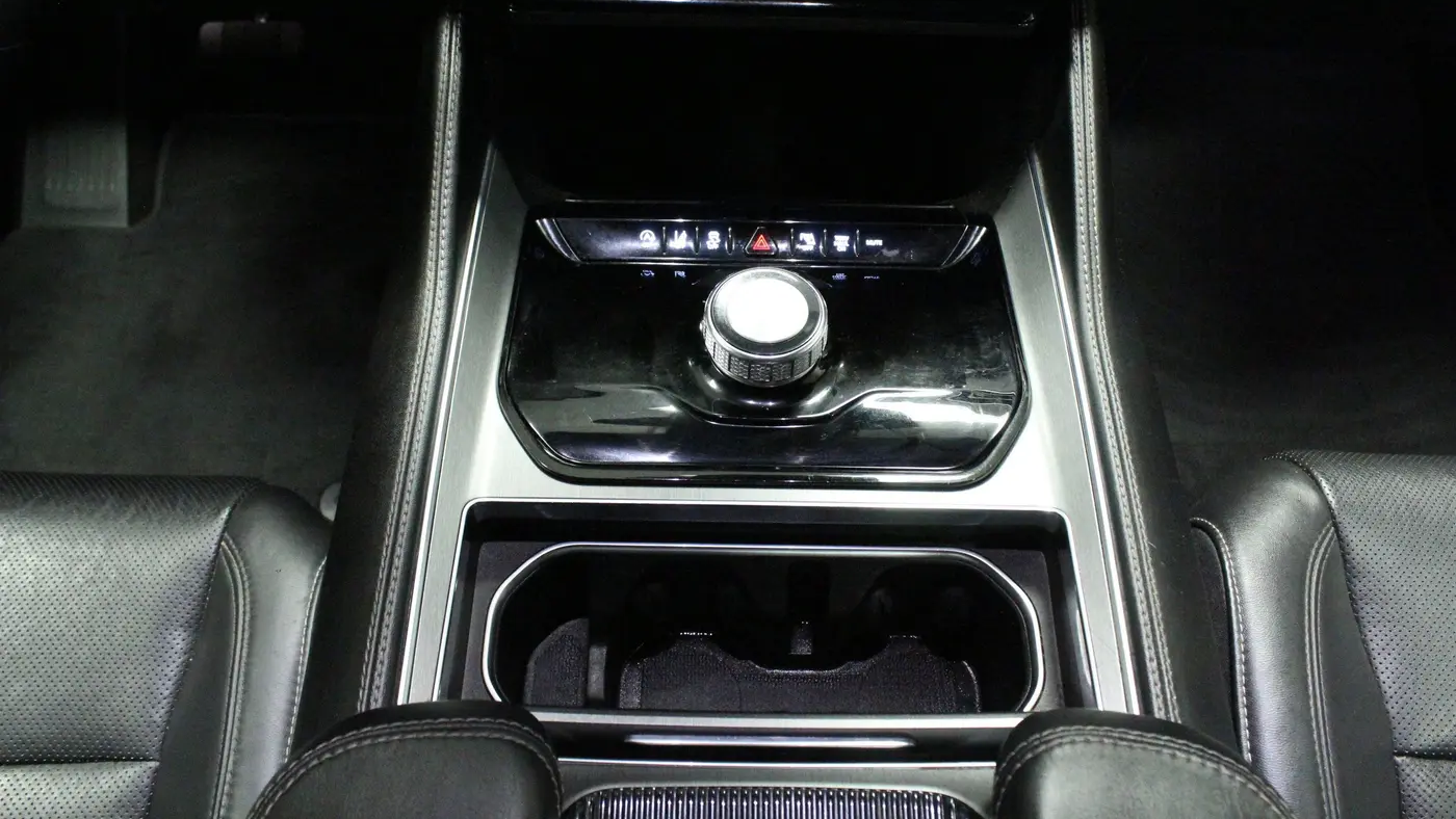 2023 Jeep Wagoneer Carbide