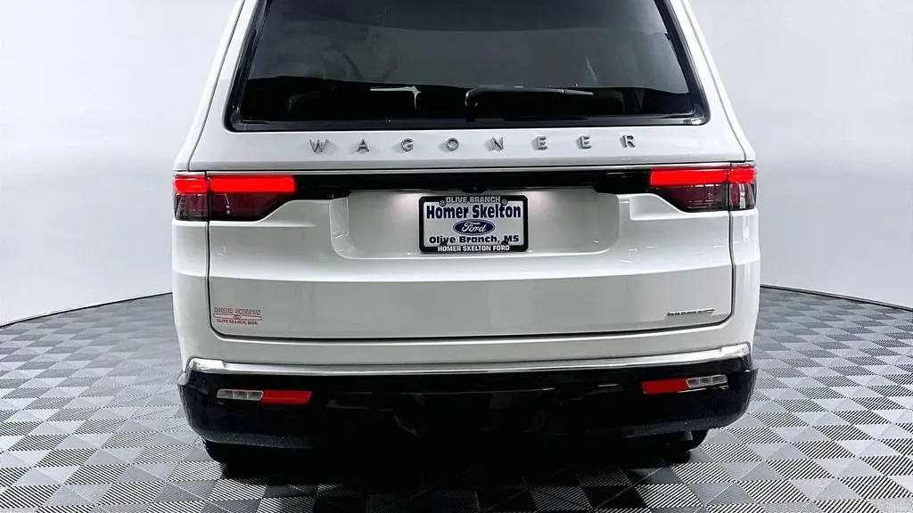 2024 Jeep Wagoneer Series II