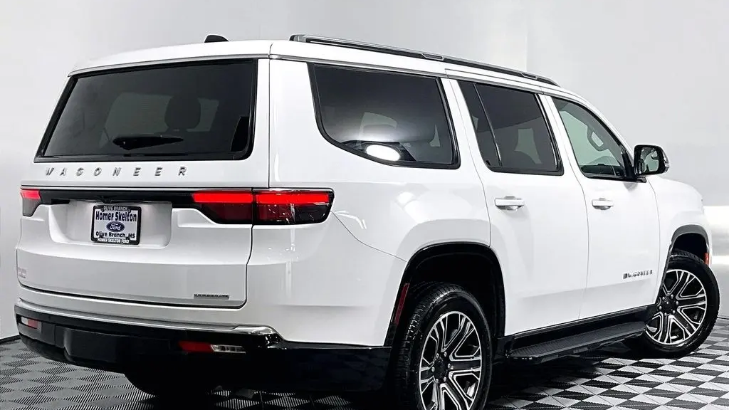 2024 Jeep Wagoneer Series II