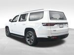 2023 Wagoneer Thumbnail 3
