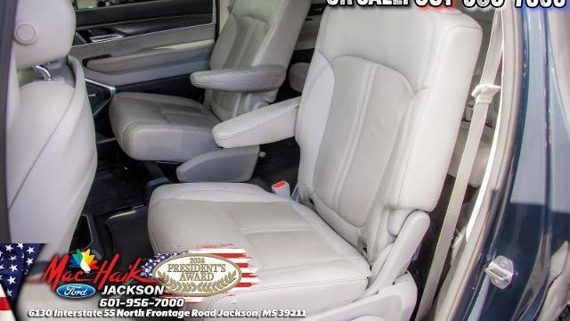 2023 Jeep Wagoneer Series III