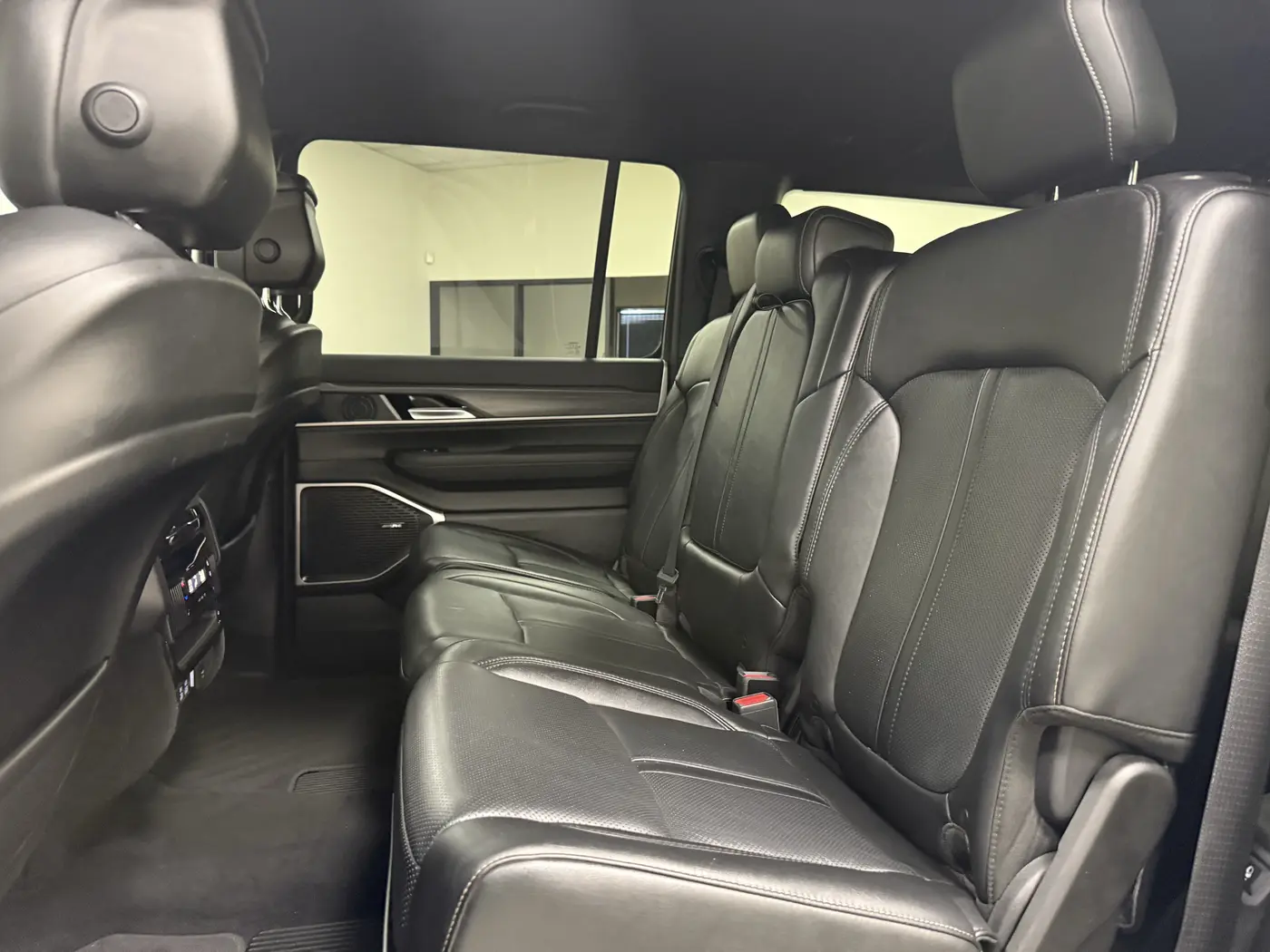2023 Jeep Wagoneer - $32,895