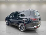 2023 Wagoneer Thumbnail 2
