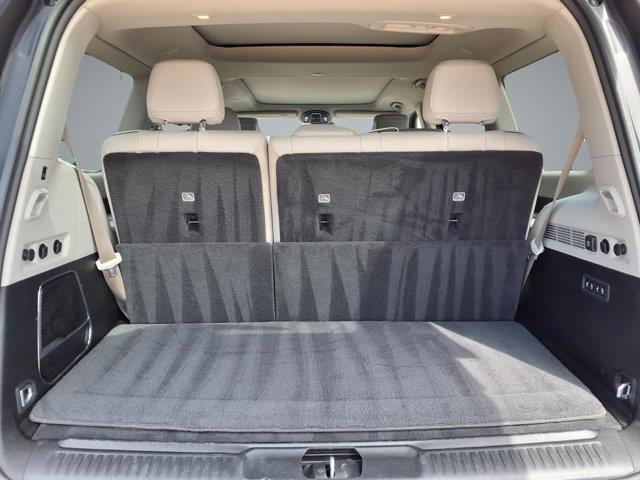 2022 Jeep Wagoneer - $31,995