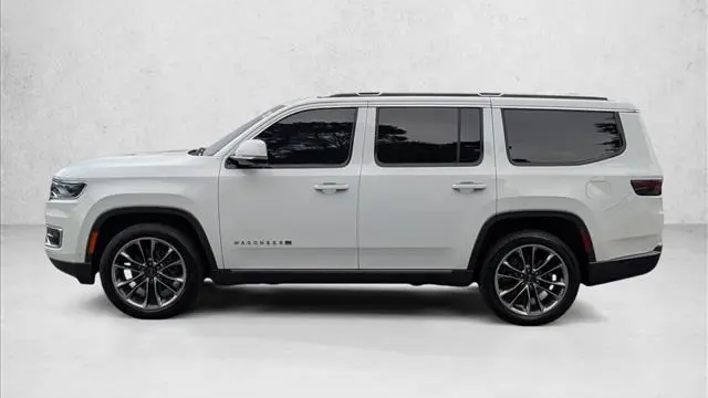 2022 Jeep Wagoneer Series III