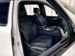 2022 Wagoneer Thumbnail 6