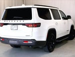 2022 Wagoneer Thumbnail 12