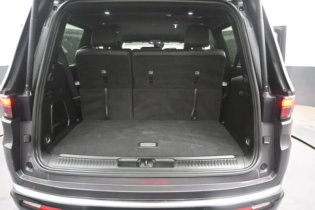 2025 Jeep Wagoneer - $50,880