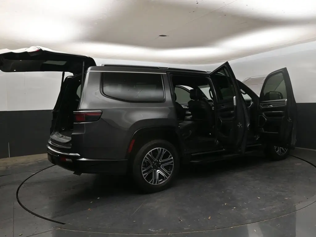 2025 Jeep Wagoneer - $50,880