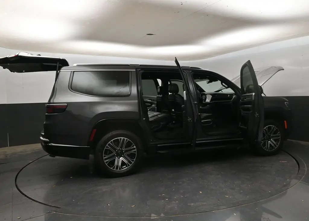 2025 Jeep Wagoneer - $50,880