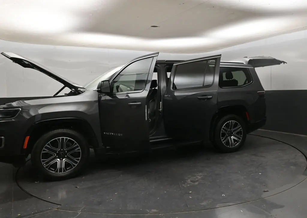 2025 Jeep Wagoneer - $50,880