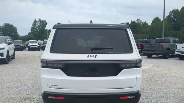 2026 Jeep Grand Wagoneer Upland