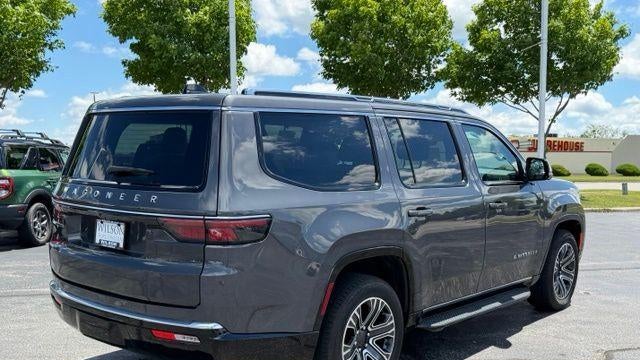 2024 Jeep Wagoneer Base