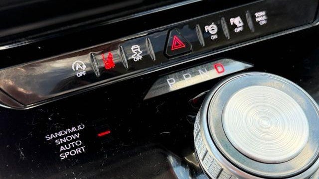 2024 Jeep Wagoneer Base