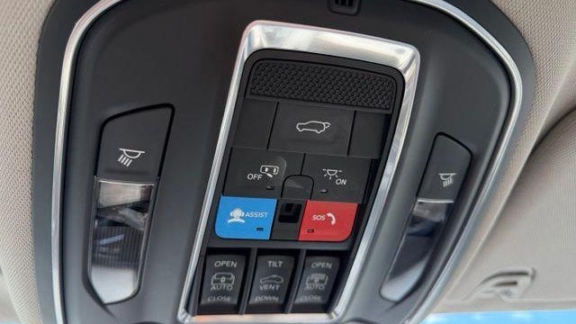 2024 Jeep Wagoneer Base