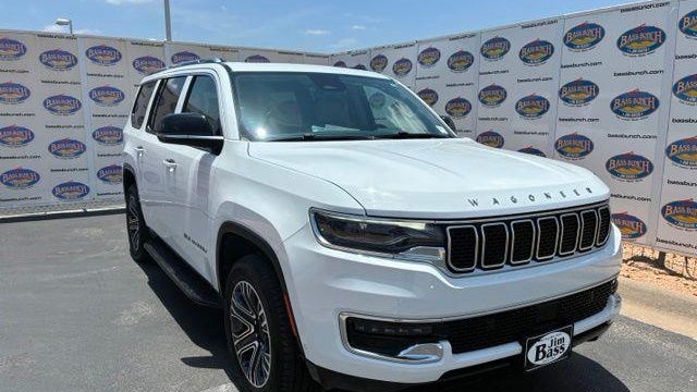 2024 Jeep Wagoneer Base