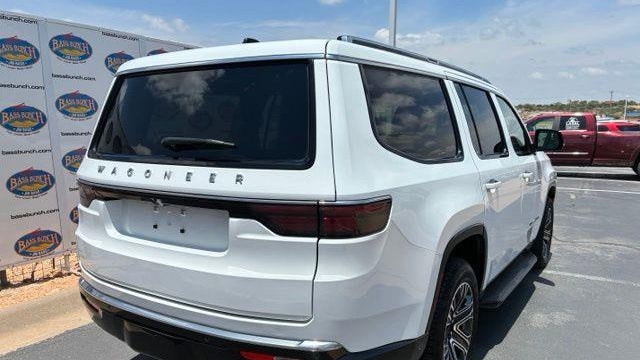 2024 Jeep Wagoneer Base