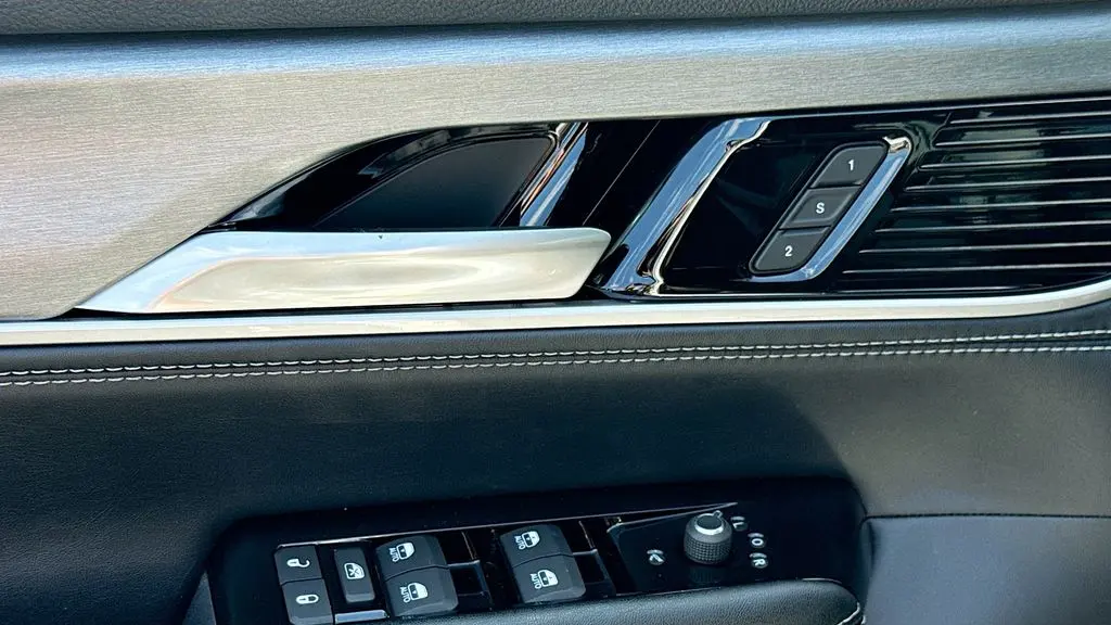2026 Jeep Grand Wagoneer Upland