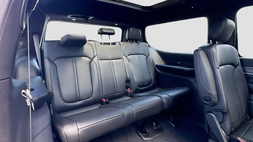 2026 Jeep Grand Wagoneer Upland