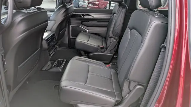 2026 Jeep Grand Wagoneer Upland