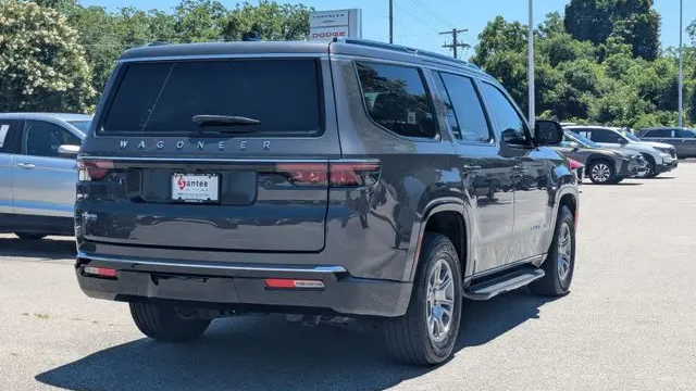 2024 Jeep Wagoneer Base