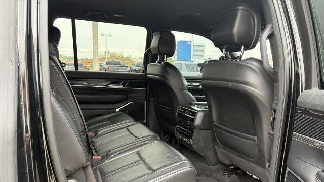 2024 Jeep Wagoneer Base