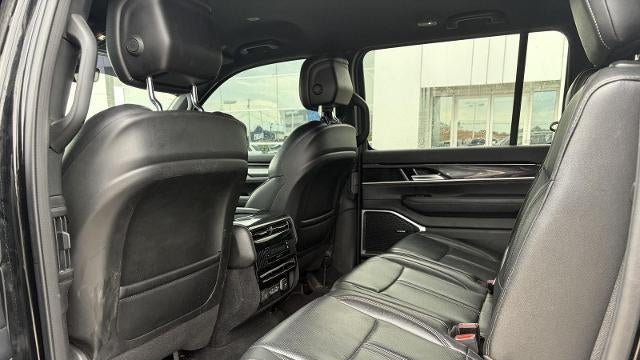2024 Jeep Wagoneer Base