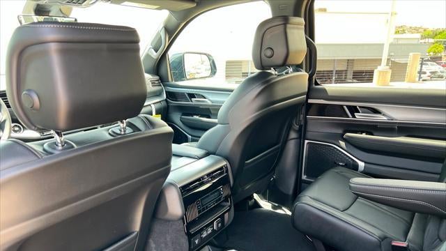 2026 Jeep Grand Wagoneer Upland