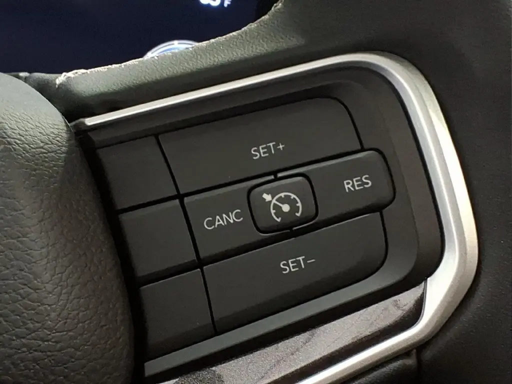 2023 Jeep Wagoneer - $42,995