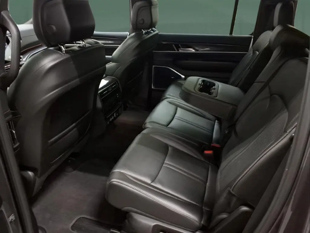2023 Jeep Wagoneer - $42,995
