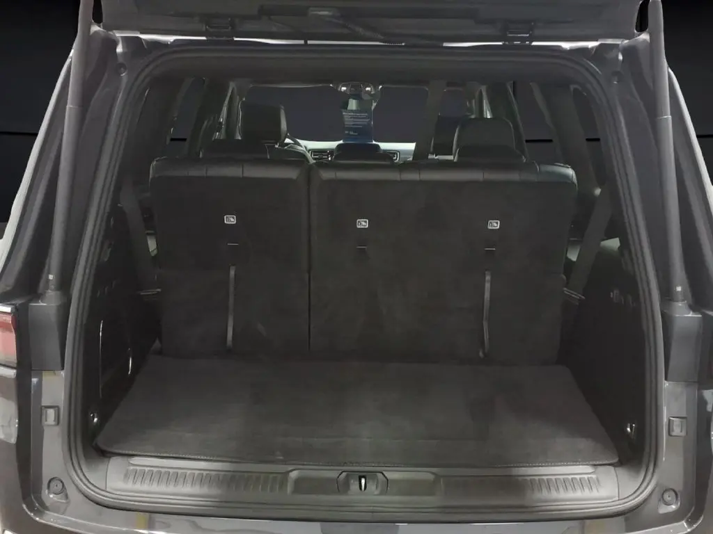 2023 Jeep Wagoneer - $42,995