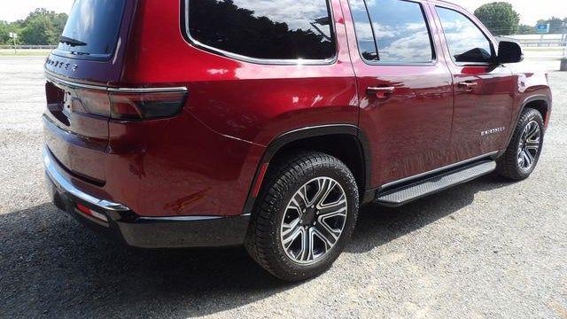2024 Jeep Wagoneer Base