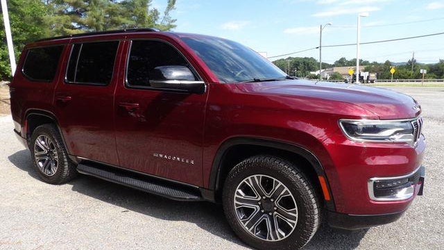 2024 Jeep Wagoneer Base