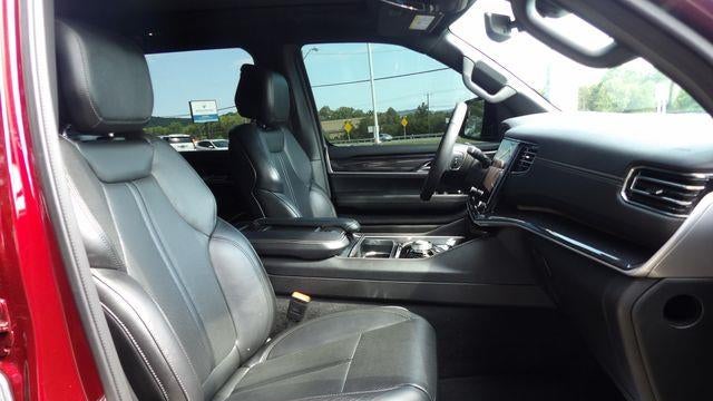 2024 Jeep Wagoneer Base