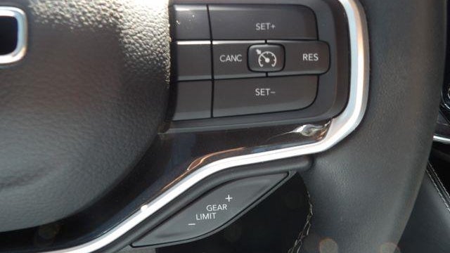 2024 Jeep Wagoneer Base
